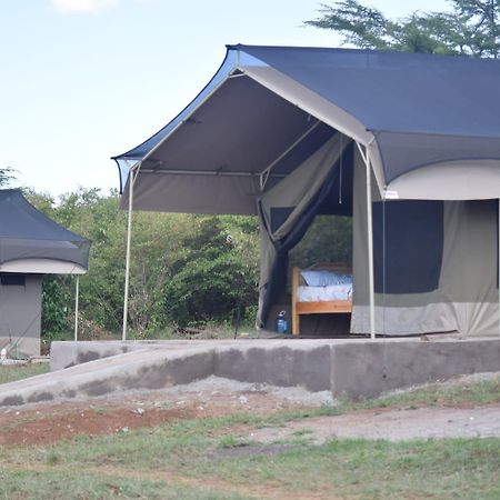 Maasai Mara Safari Camp In Kenya Bed & Breakfast Sekenani Ngoại thất bức ảnh
